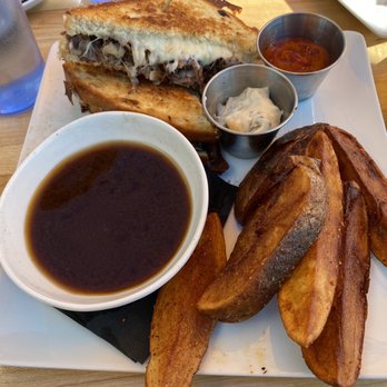 PV Pie & Wine - Short Rib Melt - Pizza Near Me - Phoenix, Arizona PV Pie & Wine - Short Rib Melt - Pizza Near Me - Phoenix, Arizona