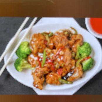 China Dragon - General Tso's Chicken Special Plate - Chinese Near Me - Naples, Florida China Dragon - General Tso's Chicken Special Plate - Chinese Near Me - Naples, Florida