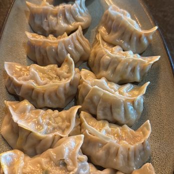 Frisco BaseCamp - Chicken Steam Momo - Himalayan/Nepalese Near Me - Frisco, Texas