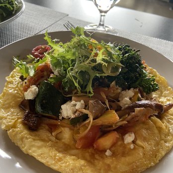 Chez Bacchus - Veggie Omelette! - New American Near Me - Long Beach, California