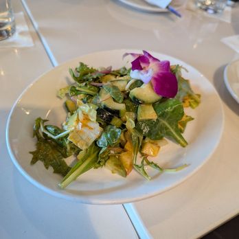 Mojo - Avocado tropical - Latin American Near Me - Forest Hills, New York