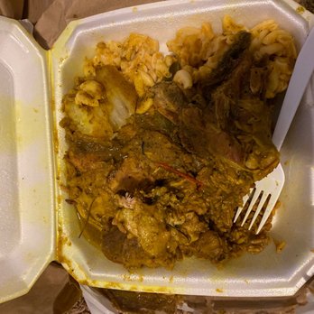 Elaine's Kitchen - Curry chicken and Mac! Busy but professional. Great food - Caribbean Near Me - Dallas, Texas Elaine's Kitchen - Curry chicken and Mac! Busy but professional. Great food - Caribbean Near Me - Dallas, Texas