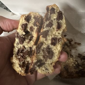 Levain Bakery - Two Chip Chocolate Chip Cookie - Bakeries Near Me - Los Angeles, California