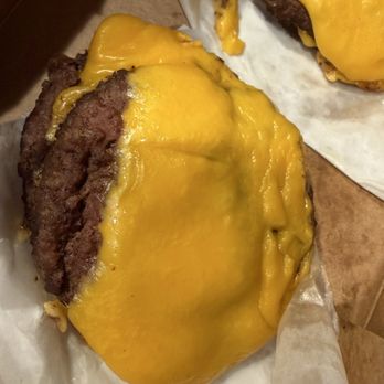 In-N-Out Burger - Flying dutchman - Burgers Near Me - Costa Mesa, California In-N-Out Burger - Flying dutchman - Burgers Near Me - Costa Mesa, California