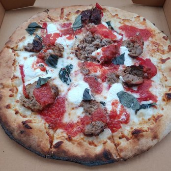 Oak Oven - Lamb meatball pizza - Pizza Near Me - Harahan, Louisiana Oak Oven - Lamb meatball pizza - Pizza Near Me - Harahan, Louisiana