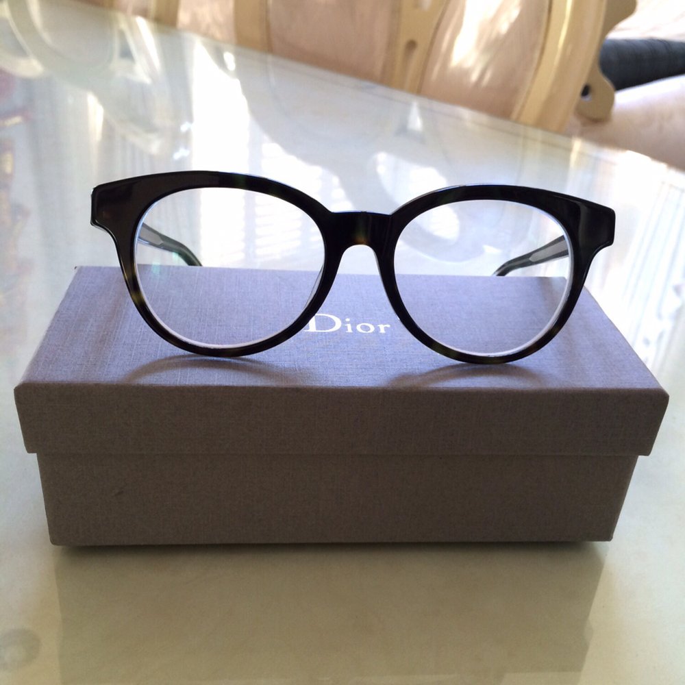 MiMi Optometric Center - My glasses I got in January still look brand new - Optometrists Near Me - Garden Grove, California MiMi Optometric Center - My glasses I got in January still look brand new - Optometrists Near Me - Garden Grove, California