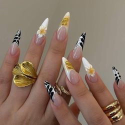 Happy Nails 9
