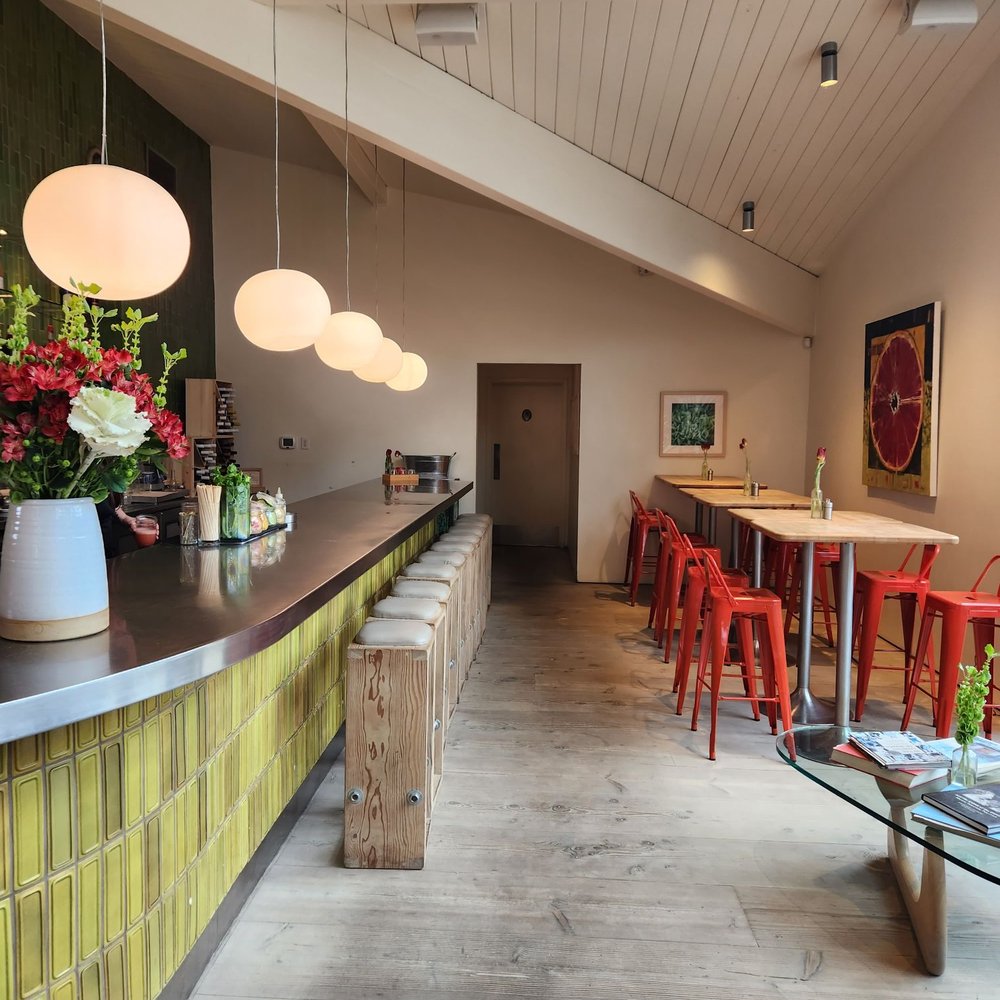 Vinaigrette - Bar area - Salad Near Me - Austin, Texas Vinaigrette - Bar area - Salad Near Me - Austin, Texas