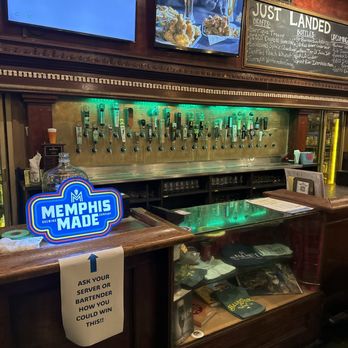 Flying Saucer Draught Emporium - 55 to 60 beers on tap - Beer Bar Near Me - Memphis, Tennessee