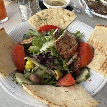 Olive Branch - Salad with chicken - Bars Near Me - Mount Dora, Florida Olive Branch - Salad with chicken - Bars Near Me - Mount Dora, Florida