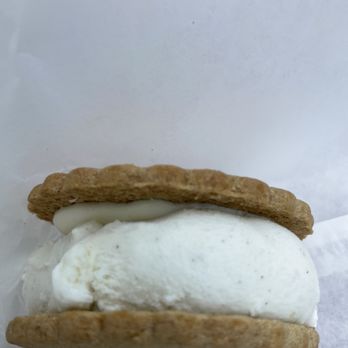 Peace Pie - Key Lime Pie - Ice Cream & Frozen Yogurt Near Me - Cape May, New Jersey