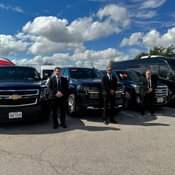 ATX Black Car - SUVs - Limos Near Me ATX Black Car - SUVs - Limos Near Me