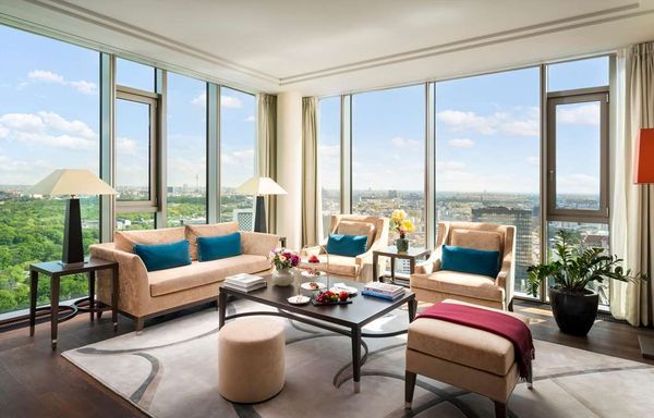 Waldorf Astoria Berlin by null