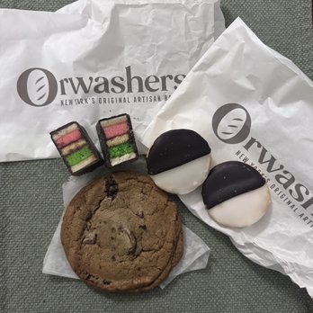 Orwashers - Rainbow Cookies , Chocolate Chip Cookie, Single Mini Black & White - Bakeries Near Me - New York, New York