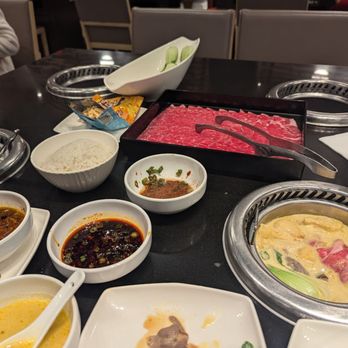 Haidilao Hotpot - Pork stomach and chicken soup base and fish maw soup base - Chinese Near Me - Arcadia, California Haidilao Hotpot - Pork stomach and chicken soup base and fish maw soup base - Chinese Near Me - Arcadia, California