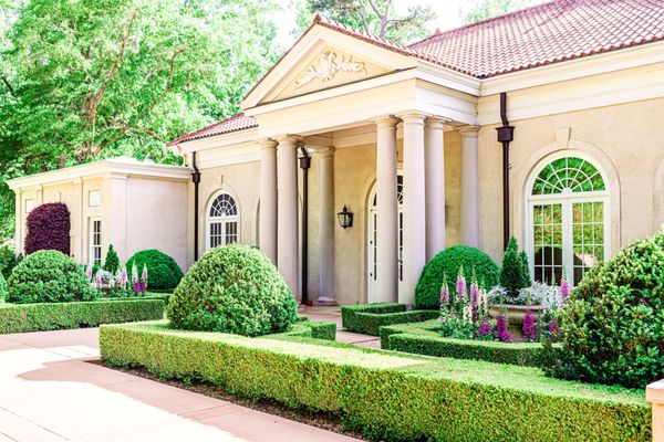 Hills & Dales Estate by null