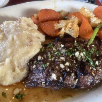 Lucille's Smokehouse Bar-B-Que - Chimichurri Top Sirloin - Barbeque Near Me - Cerritos, California Lucille's Smokehouse Bar-B-Que - Chimichurri Top Sirloin - Barbeque Near Me - Cerritos, California