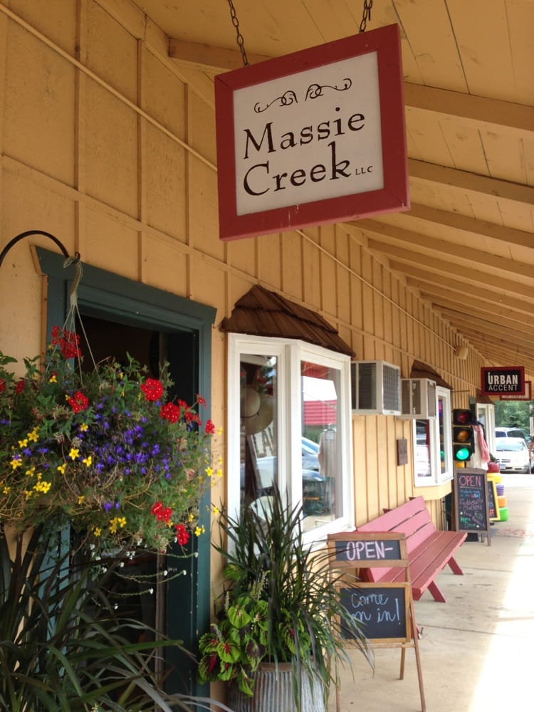 MASSIE CREEK 25330 Smiley Rd, Nisswa, Minnesota Furniture Stores