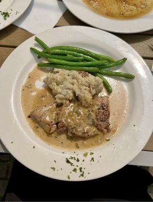 Monocacy Crossing Restaurant by null