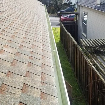 R Sparkling Solution - After (right side) - Window Washing Near Me R Sparkling Solution - After (right side) - Window Washing Near Me