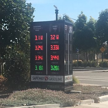 Safeway Gas Station - Prices are 10 cents more when using a debit/credit card - Gas Stations Near Me - Alameda, California