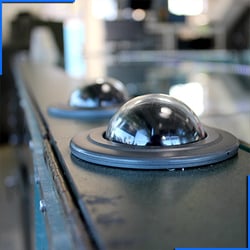 Robertos Jewelry and Pawn - All our counters have a security system that keeps safe the most refine jewelry in the area