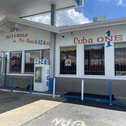 Cuba One Stop (Cuba, Alabama): Exterior