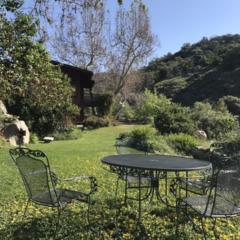 Buckeye Tree Lodge & Cabins - Hotels Near Me - Three Rivers, California Buckeye Tree Lodge & Cabins - Hotels Near Me - Three Rivers, California
