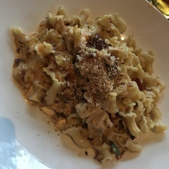 Yard House - New American Near Me - Cincinnati, Ohio