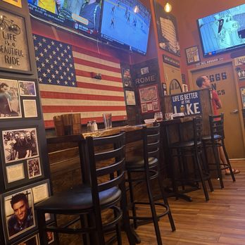 King Jugg Brewing - Brewpubs Near Me - Fishers, Indiana