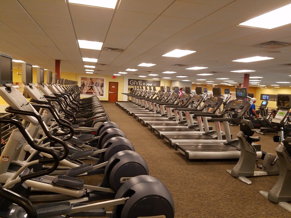 Gold's Gym Edmond, Edmond Roadtrippers