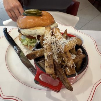 Little Daisy - Burger - Bars Near Me - Dallas, Texas Little Daisy - Burger - Bars Near Me - Dallas, Texas