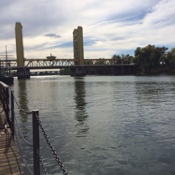 Pilothouse Restaurant - View from the dock - New American Near Me - Sacramento, California Pilothouse Restaurant - View from the dock - New American Near Me - Sacramento, California