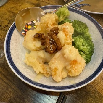 Han Palace - R 10. Crispy Walnut Pawn - Dim Sum Near Me - Washington, DC, District of Columbia