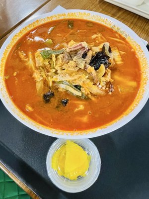Paik’s Noodle by null
