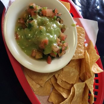 El Compadre - Chips n salsa from the bar - Mexican Near Me - Atascadero, California