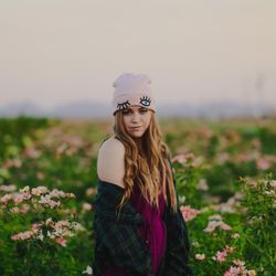 Halo Pixels Photography - Dreaming in blossoms 
Flower field, AZ 
Senior photoshoot 
Mikayla