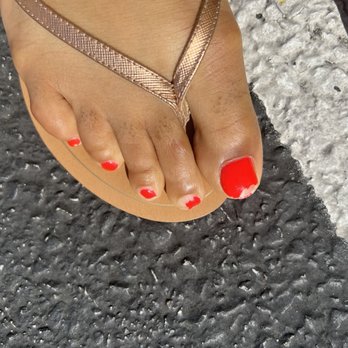 Chloe Nails - Nail Salons Near Me - Lomita, California