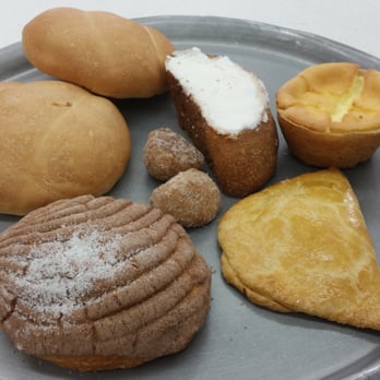 La Baguette - Bakeries Near Me - Chicago, Illinois