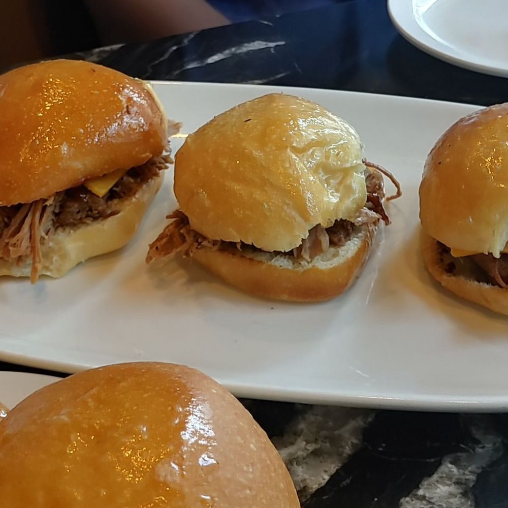 Riverside Grille - Brisket Sliders - American Near Me - Beaumont, Texas Riverside Grille - Brisket Sliders - American Near Me - Beaumont, Texas