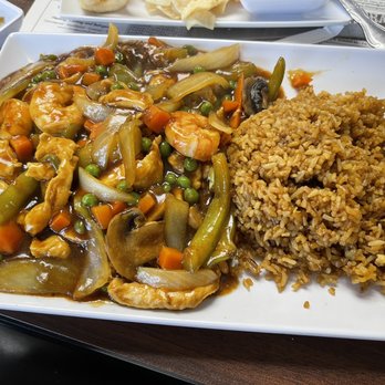 Chee Peng - Chinese - 1446 N Mcewan St Clare Mi - Restaurant Reviews - Phone Number