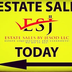 Sale Day signs