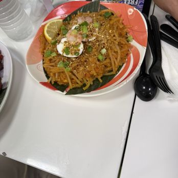 The Original Kadok's - Pancit Malabon - Filipino Near Me - Daly City, California