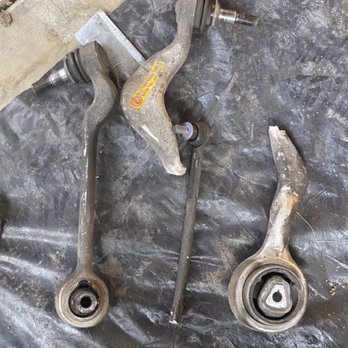 Dna Services Paramount Mobile Repair - Broken suspension parts - Commercial Truck Repair Near Me Dna Services Paramount Mobile Repair - Broken suspension parts - Commercial Truck Repair Near Me