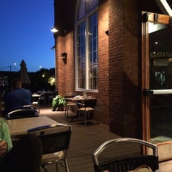 Ole Savannah Southern Table & Bar - Great ambience!!!