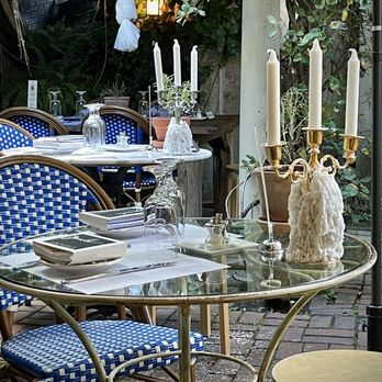 Zoubi - Garden seating - New American Near Me - New Hope, Pennsylvania