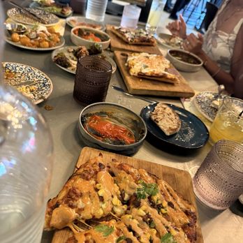 Palette 22 - Bottomless lunch - Bars Near Me - Arlington, Virginia Palette 22 - Bottomless lunch - Bars Near Me - Arlington, Virginia