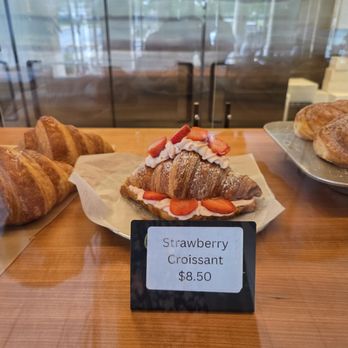 Cruffin & Tea - Desserts Near Me - Jacksonville, Florida Cruffin & Tea - Desserts Near Me - Jacksonville, Florida