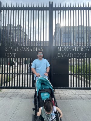 Royal Canadian Mint by null