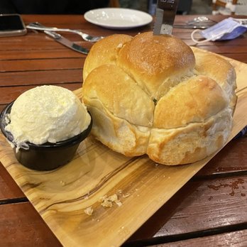 BLVD Kitchen & Bar - Pull Apart Breadsmith Bread - American Near Me - Minnetonka, Minnesota BLVD Kitchen & Bar - Pull Apart Breadsmith Bread - American Near Me - Minnetonka, Minnesota